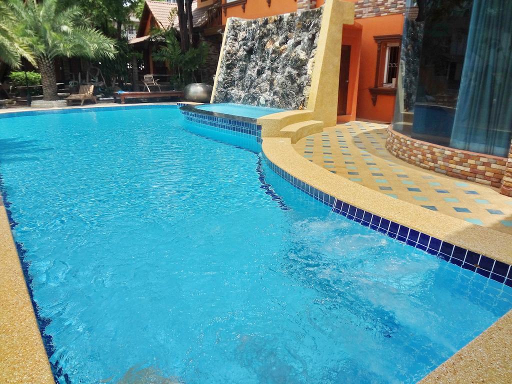 Khunsri Resort Art Boutique Hotel Pattaya Exterior foto